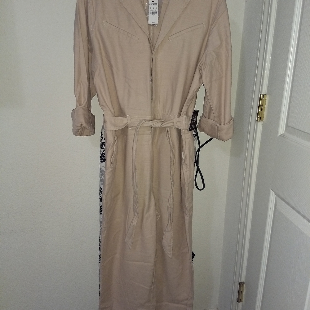 Jumpsuit - Picture 4 of 4